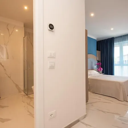 Szálloda Marconi Express 3*